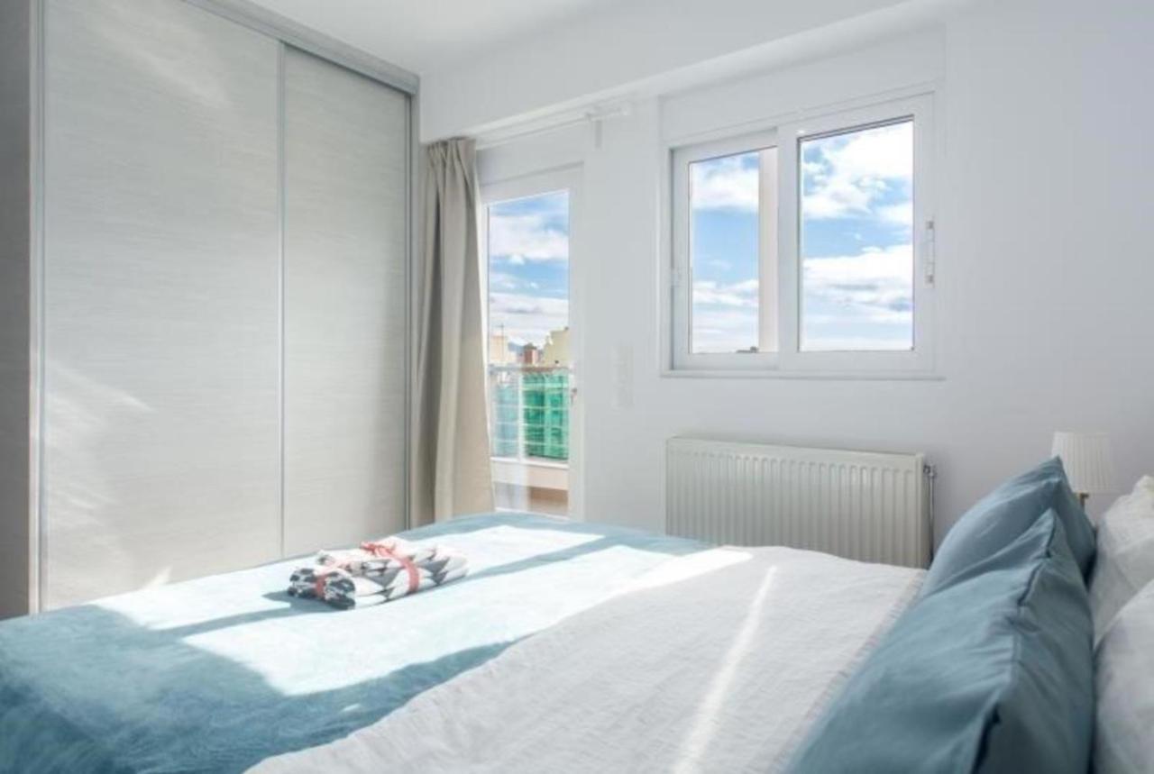 New Spacious Apartment Located In Пирея Екстериор снимка